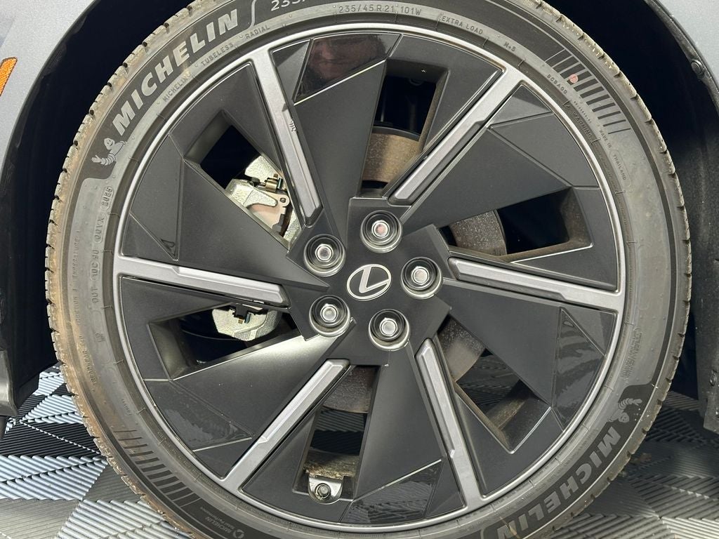 2026 Lexus ESe ES 500e PREMIUM AWD