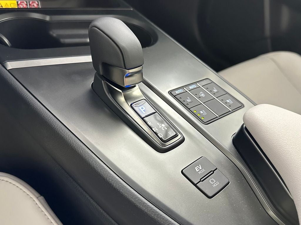2026 Lexus UX HYBRID UX 300h PREMIUM AWD