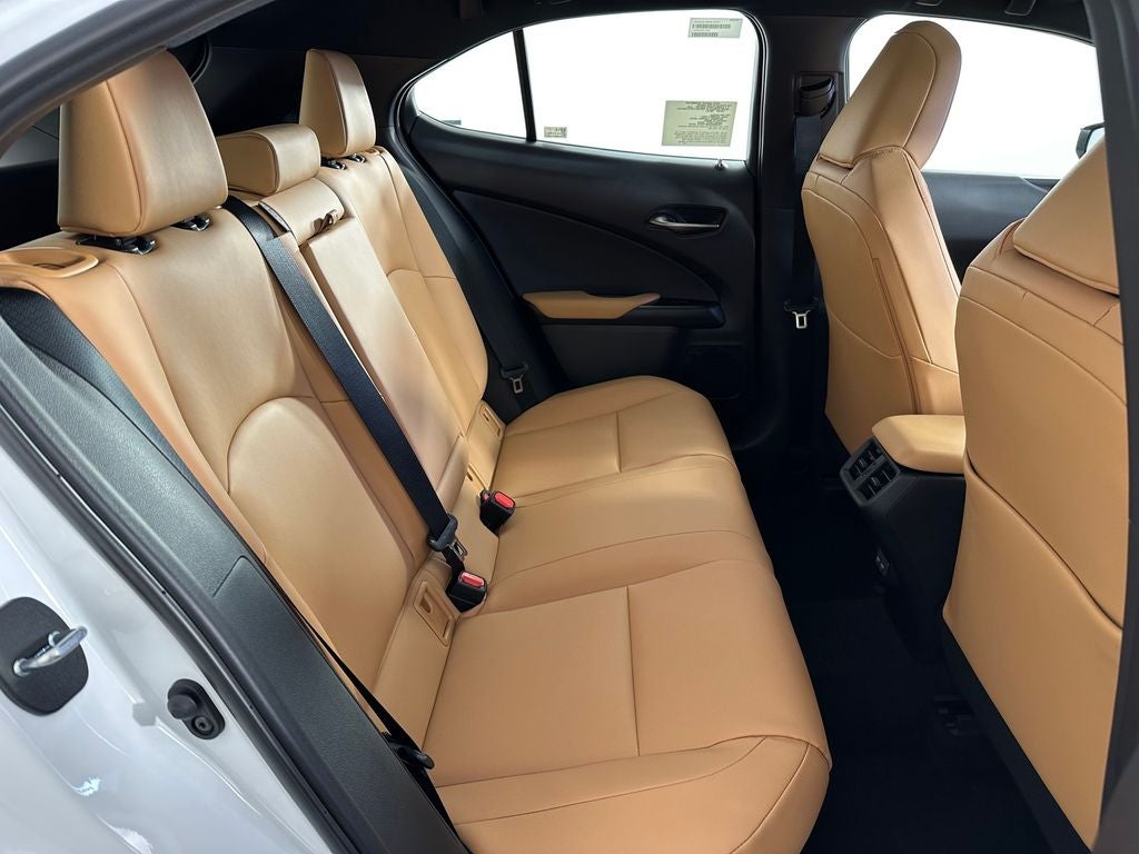 2026 Lexus UX HYBRID UX 300h PREMIUM AWD