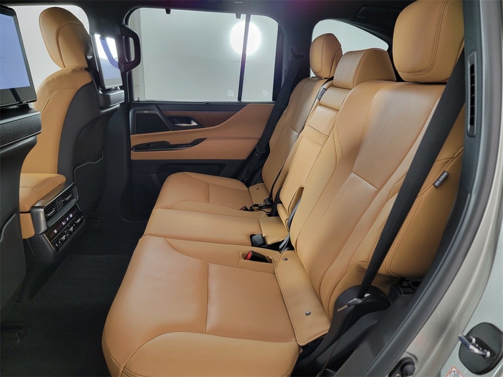 2025 Lexus LX 600 LUXURY