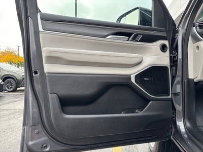 2023 Jeep Wagoneer Series III