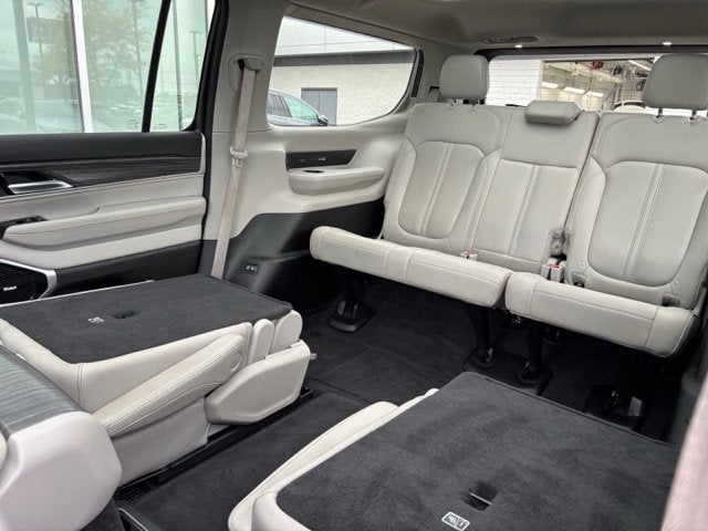 2023 Jeep Wagoneer Series III