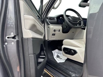 2023 Jeep Wagoneer Series III