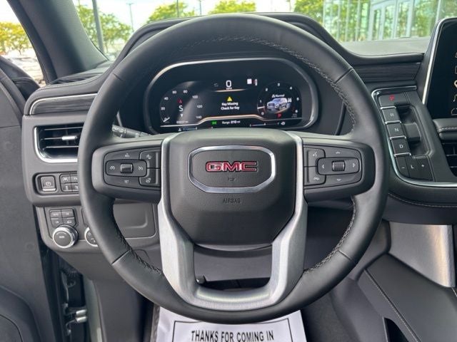 2023 GMC Yukon SLT