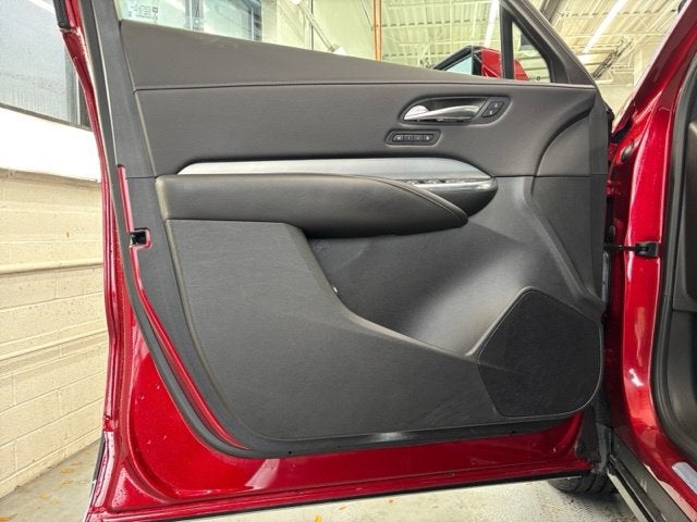 2021 Cadillac XT4 Premium Luxury