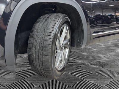 2024 Volkswagen Atlas Cross Sport 2.0T SEL R-Line