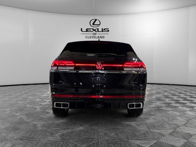 2024 Volkswagen Atlas Cross Sport 2.0T SEL R-Line