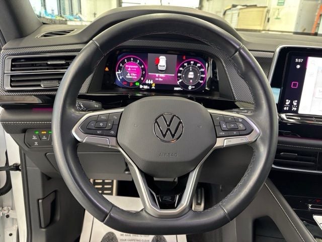 2024 Volkswagen Atlas Cross Sport 2.0T SEL R-Line