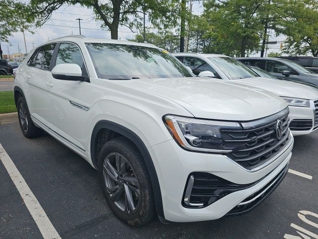 2024 Volkswagen Atlas Cross Sport 2.0T SEL R-Line