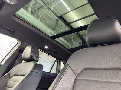 2024 Volkswagen Atlas Cross Sport 2.0T SEL R-Line