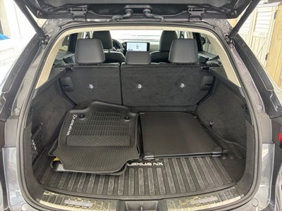 2025 Lexus NX 350h Premium