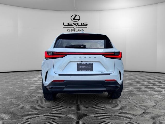2025 Lexus NX 350h Luxury