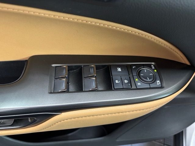 2025 Lexus NX 350h Luxury