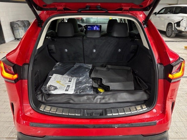 2025 Lexus NX 350h Luxury