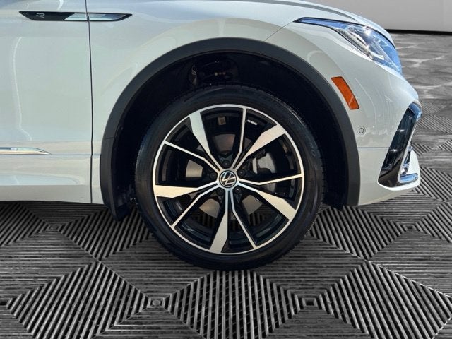 2022 Volkswagen Tiguan 2.0T SEL R-Line