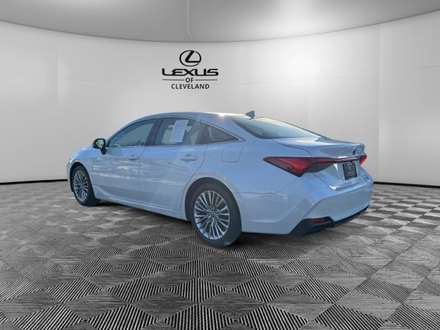 2019 Toyota Avalon Hybrid Limited