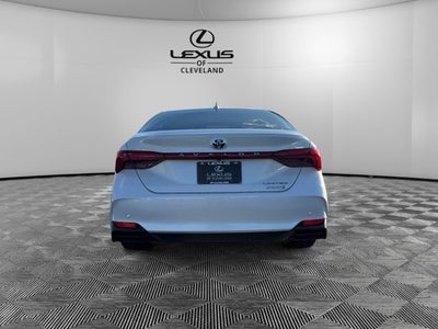 2019 Toyota Avalon Hybrid Limited