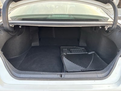 2022 Toyota Avalon XLE