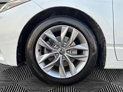 2022 Toyota Avalon XLE