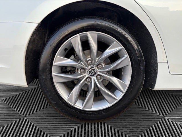 2022 Toyota Avalon XLE