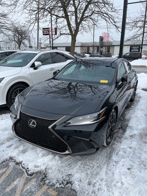 2023 Lexus ES 300h F Sport Handling