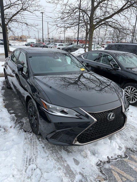2023 Lexus ES 300h F Sport Handling