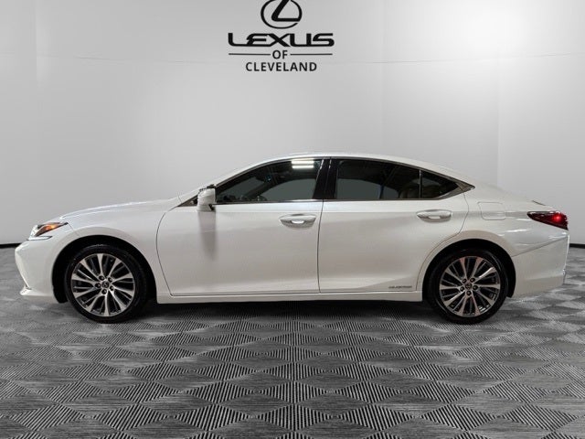 2020 Lexus ES 300h