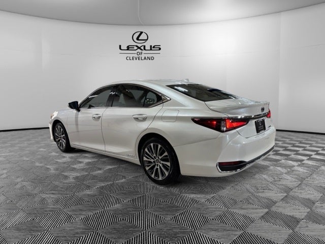2020 Lexus ES 300h