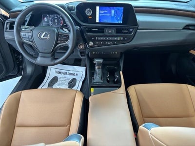 2025 Lexus ES 350