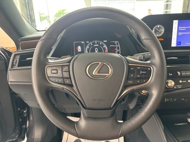 2025 Lexus ES 350