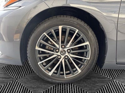 2025 Lexus ES 350