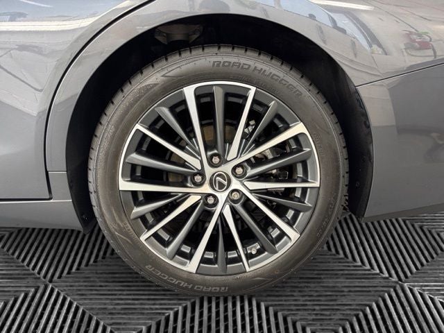 2025 Lexus ES 350