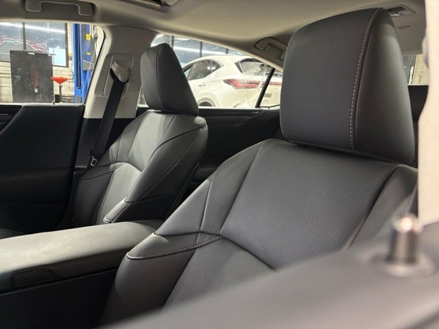2025 Lexus ES 350