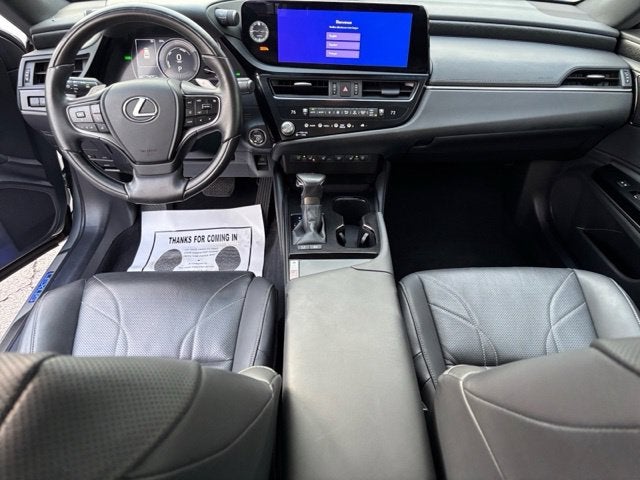 2024 Lexus ES 300h Luxury