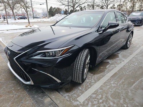 2022 Lexus ES 300h Luxury