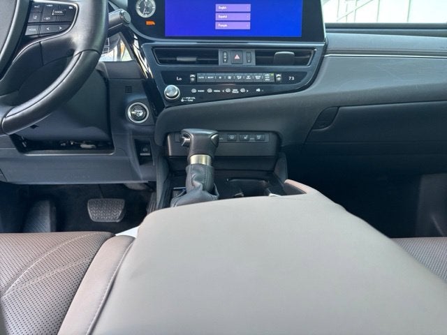 2023 Lexus ES 300h Luxury