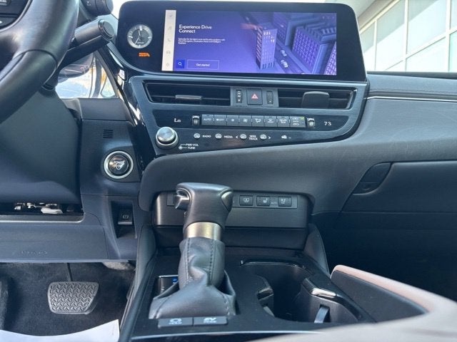 2023 Lexus ES 300h Luxury