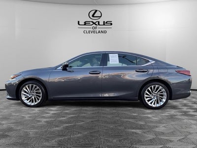 2023 Lexus ES 300h Luxury