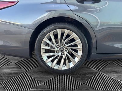 2023 Lexus ES 300h Luxury