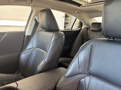 2023 Lexus ES 350 Luxury