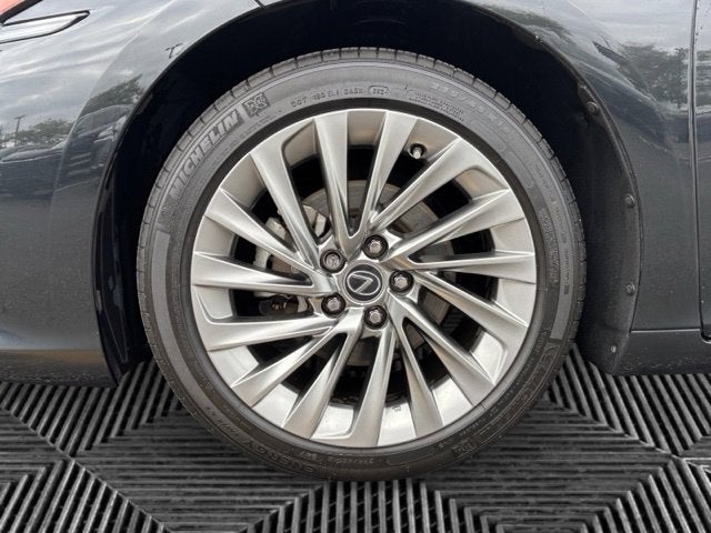 2023 Lexus ES 350 Ultra Luxury