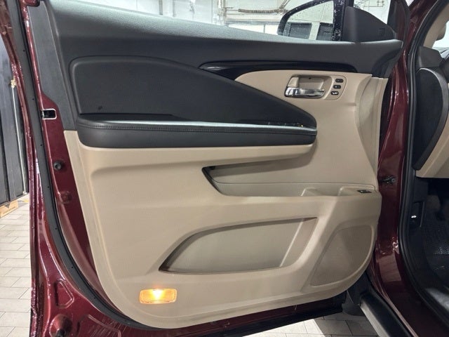 2021 Honda Pilot Touring 8 Passenger