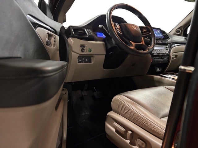 2021 Honda Pilot Touring 8 Passenger