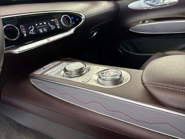 2024 Genesis GV70 2.5T