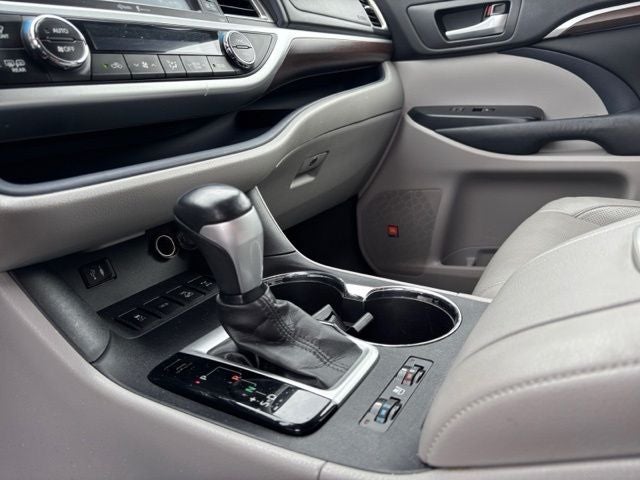 2015 Toyota Highlander Limited