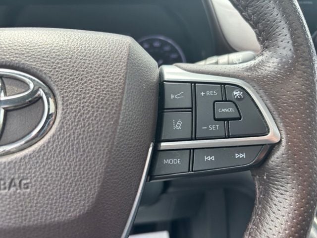 2021 Toyota Sienna Platinum 7 Passenger