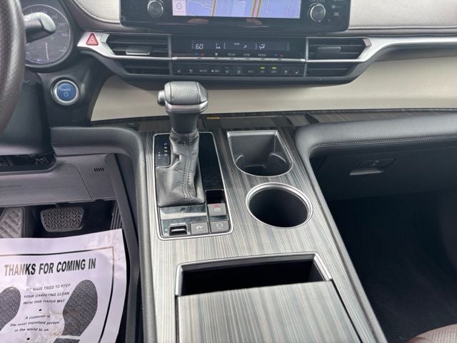 2021 Toyota Sienna Platinum 7 Passenger