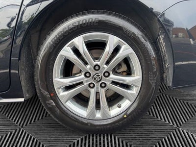 2021 Toyota Sienna Platinum 7 Passenger