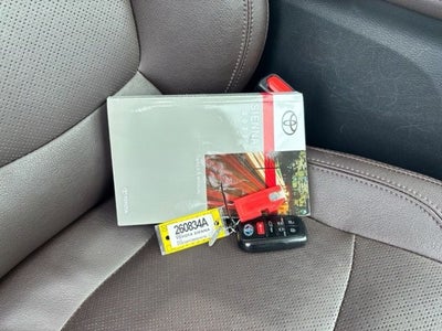 2021 Toyota Sienna Platinum 7 Passenger