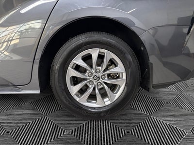 2025 Toyota Sienna LE 8 Passenger